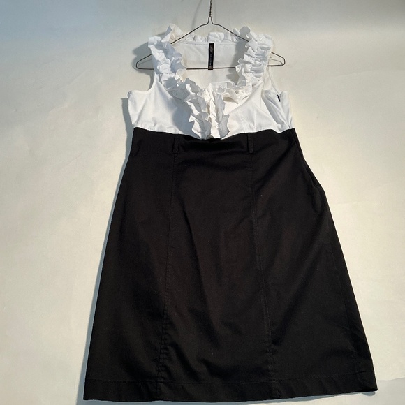 Lori M Collection, Black and White Sleeveless Dress, Size 8 - Picture 1 of 4